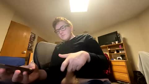 Snapshot of notthis2005 chatting on January 25, 10:07 pm NotThis online show from January 25, 10:07 pm