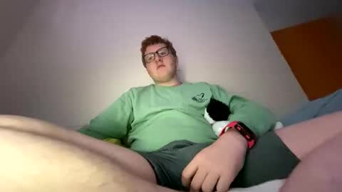 Snapshot of notthis2005 chatting on February 18, 1:54 am NotThis online show from February 18, 1:54 am