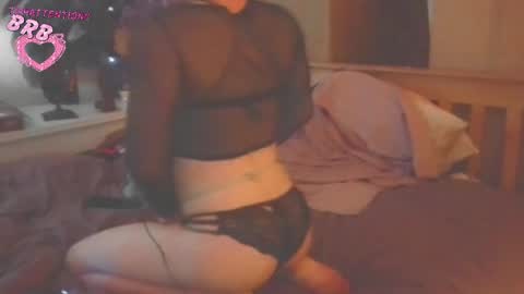 Snapshot of notyourfemboi chatting on June 18, 11:25 am Lucy online show from June 18, 11:25 am