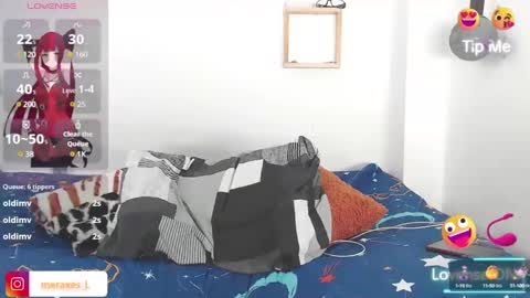 Snapshot of nova740338 chatting on January 5, 9:36 pm Nova online show from January 5, 9:36 pm