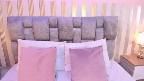 Snapshot of nova_lane chatting on November 7, 9:04 pm NOVA online show from November 7, 9:04 pm