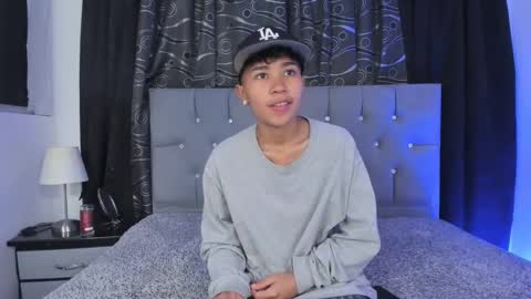 Snapshot of nova_sex1 chatting on February 2, 4:05 am nova online show from February 2, 4:05 am