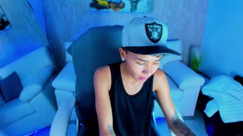 Snapshot of nova_sex1 chatting on October 24, 5:37 am nova online show from October 24, 5:37 am