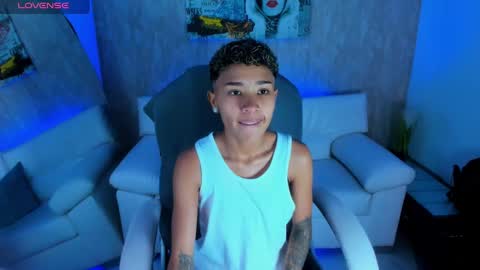 Snapshot of nova_sex1 chatting on October 29, 3:53 am nova online show from October 29, 3:53 am