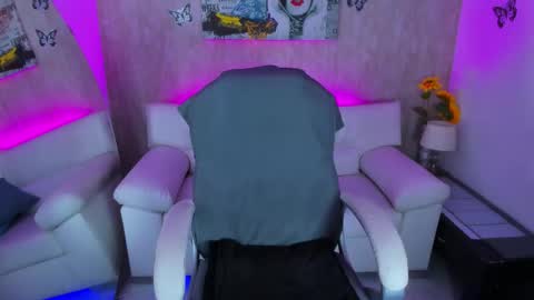 nova online show from January 6, 10:34 pm