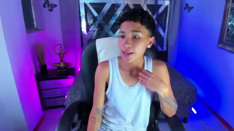 nova online show from May 1, 9:52 pm