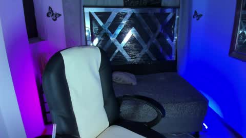Snapshot of nova_sex1 chatting on May 19, 3:46 am nova online show from May 19, 3:46 am