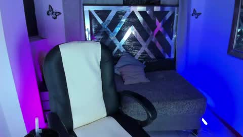 Snapshot of nova_sex1 chatting on May 20, 1:12 am nova online show from May 20, 1:12 am
