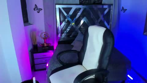 Snapshot of nova_sex1 chatting on May 27, 4:09 am nova online show from May 27, 4:09 am
