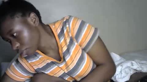 novaah online show from March 14, 12:39 am