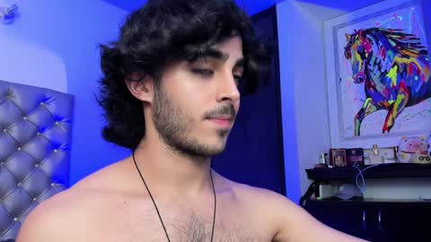 Snapshot of novacry chatting on December 16, 7:43 pm Nova online show from December 16, 7:43 pm