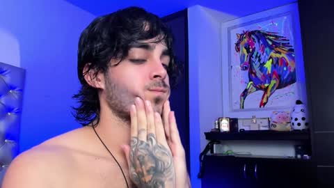 Snapshot of novacry chatting on December 17, 1:05 pm Nova online show from December 17, 1:05 pm