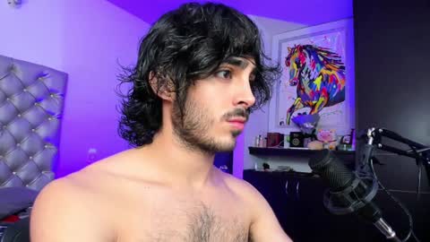 Snapshot of novacry chatting on February 1, 3:50 pm Nova online show from February 1, 3:50 pm