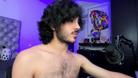 Snapshot of novacry chatting on February 4, 3:15 pm Nova online show from February 4, 3:15 pm