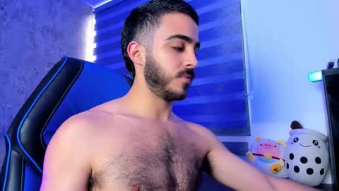 Snapshot of novacry chatting on October 20, 12:05 pm Nova online show from October 20, 12:05 pm