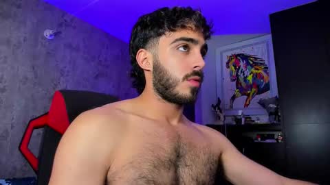 Snapshot of novacry chatting on February 17, 12:45 pm Nova online show from February 17, 12:45 pm