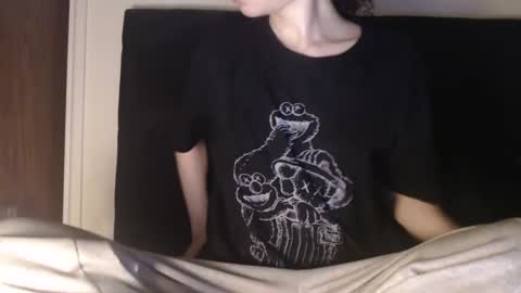 Snapshot of novafrey chatting on February 4, 7:51 am Olivia online show from February 4, 7:51 am