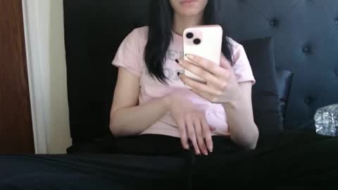 Olivia online show from January 12, 6:57 pm