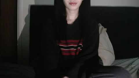 Olivia online show from May 24, 1:05 pm