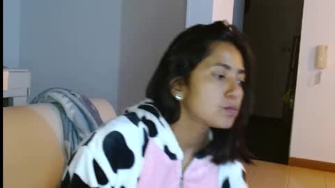 Snapshot of novaperotti chatting on December 28, 4:51 am novaperotti online show from December 28, 4:51 am