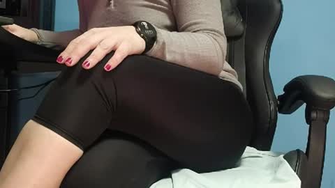 nowandimmediately online show from February 3, 12:32 pm