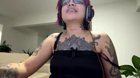 Goth Darling online show from January 21, 3:15 am