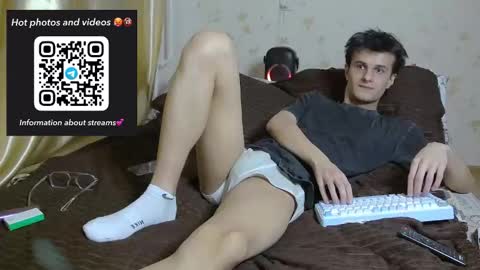 Snapshot of nuar_x chatting on February 13, 5:20 pm Nuar X online show from February 13, 5:20 pm