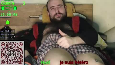 Snapshot of nudechiller chatting on February 4, 8:58 pm Vinz... online show from February 4, 8:58 pm