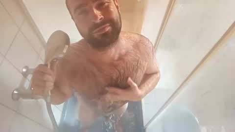 Snapshot of nudechiller chatting on February 12, 9:26 am Vinz... online show from February 12, 9:26 am