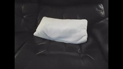 Snapshot of nudestud887 chatting on January 16, 4:17 am nudestud887 online show from January 16, 4:17 am