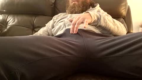 Snapshot of nudestud887 chatting on October 16, 4:35 am nudestud887 online show from October 16, 4:35 am