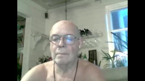 Snapshot of nudistjavist chatting on December 21, 1:53 pm Haky online show from December 21, 1:53 pm