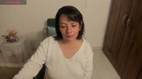 nuit_rose online show from March 29, 3:06 am