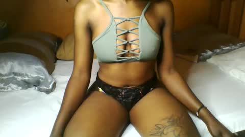 nukshypipi online show from May 12, 9:23 pm