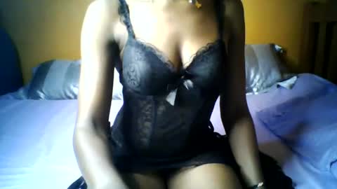 nukshypipi online show from June 16, 1:19 am