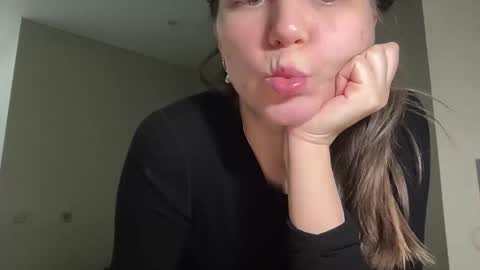 Snapshot of nursedoll chatting on February 11, 5:18 pm Ema online show from February 11, 5:18 pm