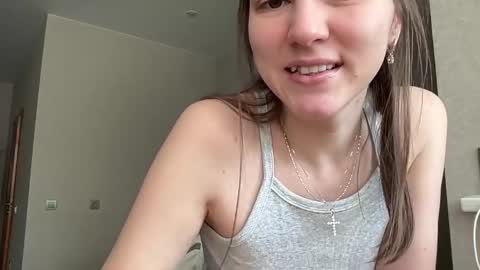 Snapshot of nursedoll chatting on April 11, 11:03 am Ema online show from April 11, 11:03 am