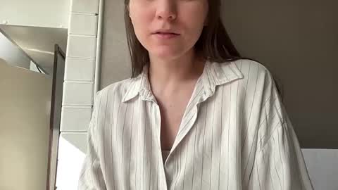 Snapshot of nursedoll chatting on April 15, 1:07 pm Ema online show from April 15, 1:07 pm