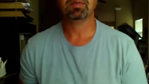 Snapshot of nvrenuff1979 chatting on October 29, 10:00 pm nvrenuff1979 online show from October 29, 10:00 pm