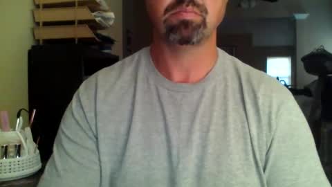 Snapshot of nvrenuff1979 chatting on November 12, 12:38 pm nvrenuff1979 online show from November 12, 12:38 pm