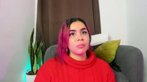 Nia online show from January 6, 1:31 am