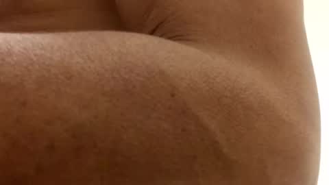 nyanez322 online show from January 2, 8:39 am