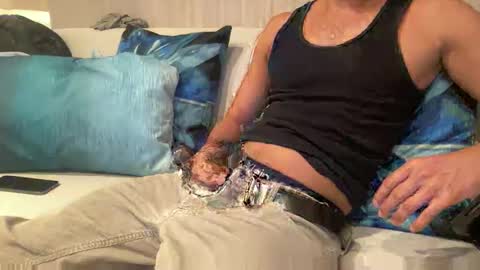 Snapshot of nyc2100 chatting on October 19, 10:21 pm Your HOTBF online show from October 19, 10:21 pm