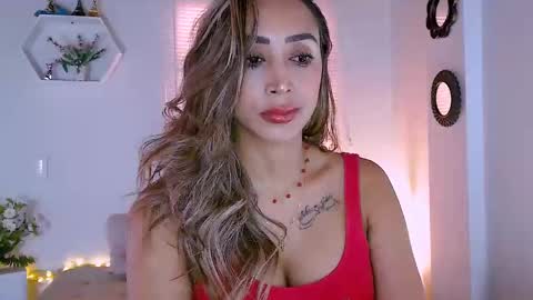 Nycole online show from February 13, 1:48 pm