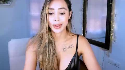 Nycole online show from September 21, 8:21 pm