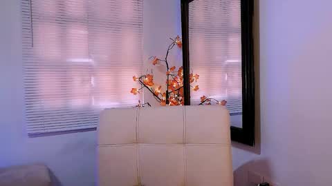 Nycole online show from November 20, 11:54 am