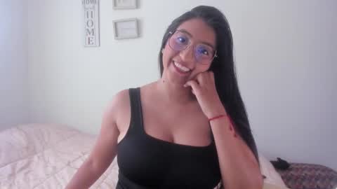 Snapshot of nykhor_paul chatting on November 30, 7:40 pm Vanessa online show from November 30, 7:40 pm