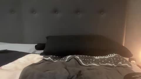 nykos69 online show from October 22, 9:25 pm