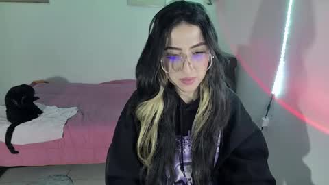 Frida online show from February 6, 7:13 am