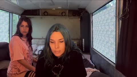 Creamy Grapefruit online show from October 23, 6:56 am